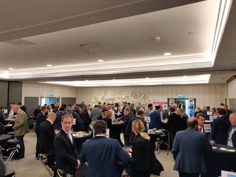 Our event is dedicated to networking and so attendees have regular breaks to meet with solution providers at their networking tables.